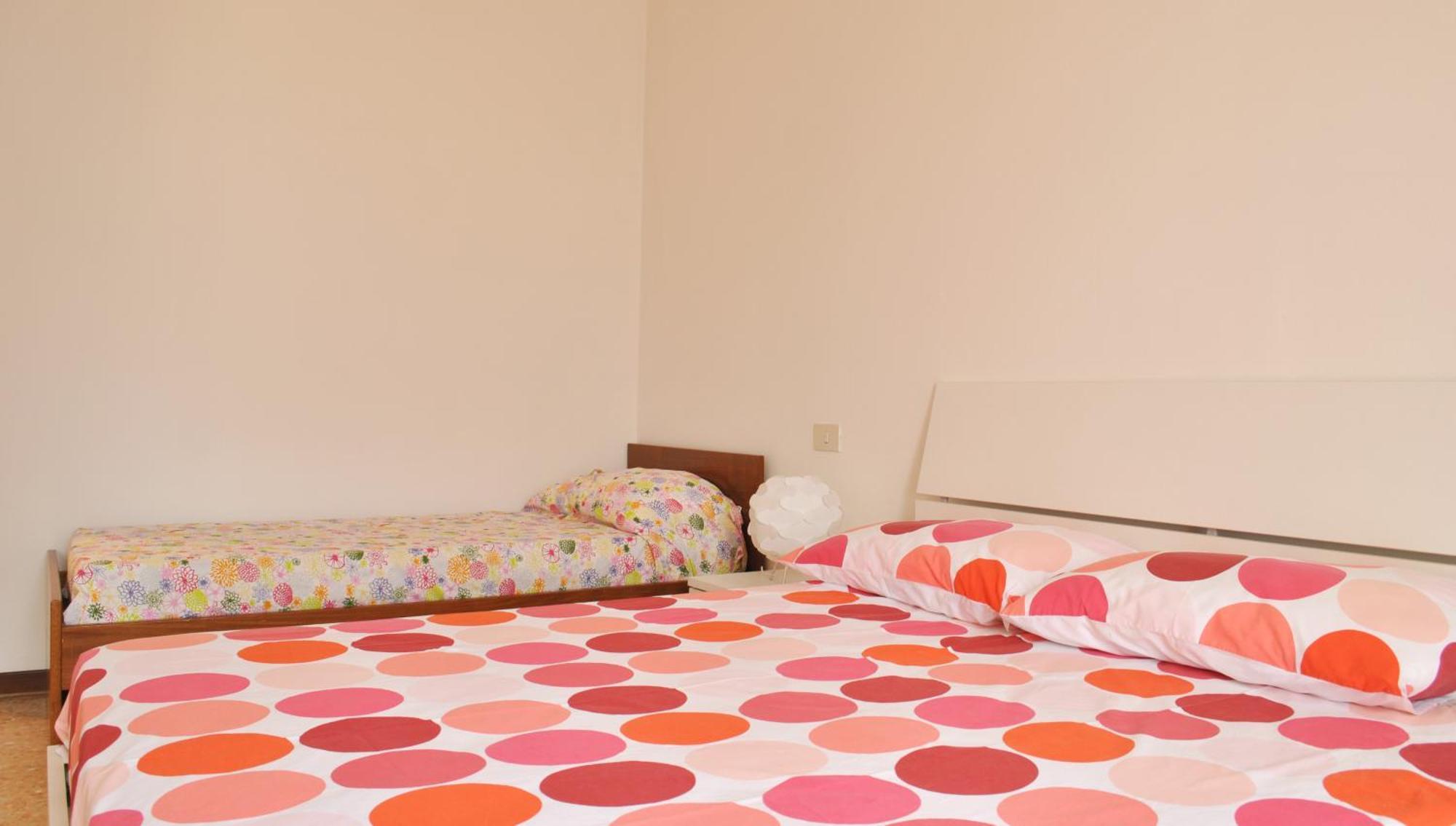 The Romantic Village House - Apartments With Lake View Colonno Exteriör bild