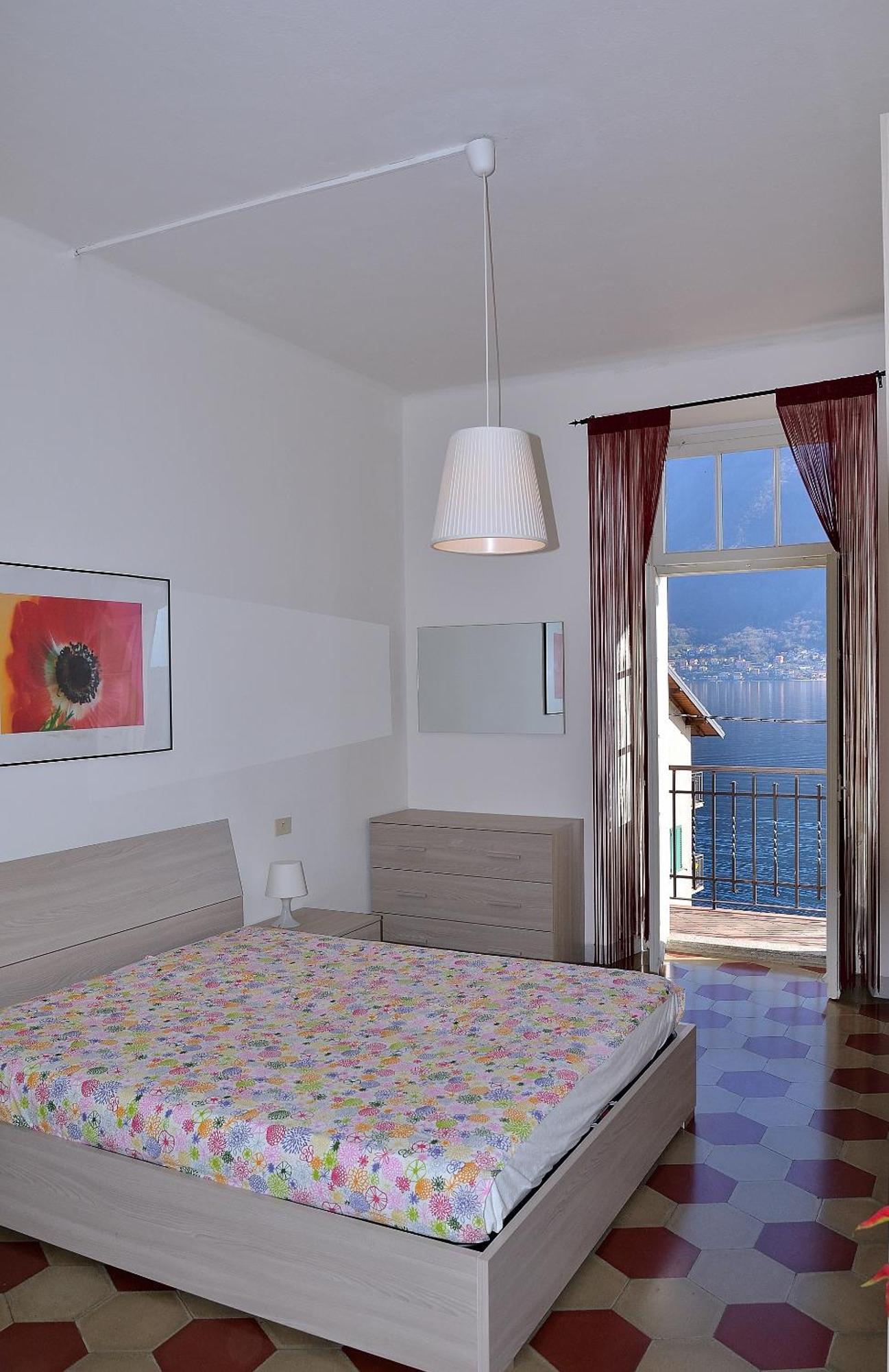 The Romantic Village House - Apartments With Lake View Colonno Exteriör bild